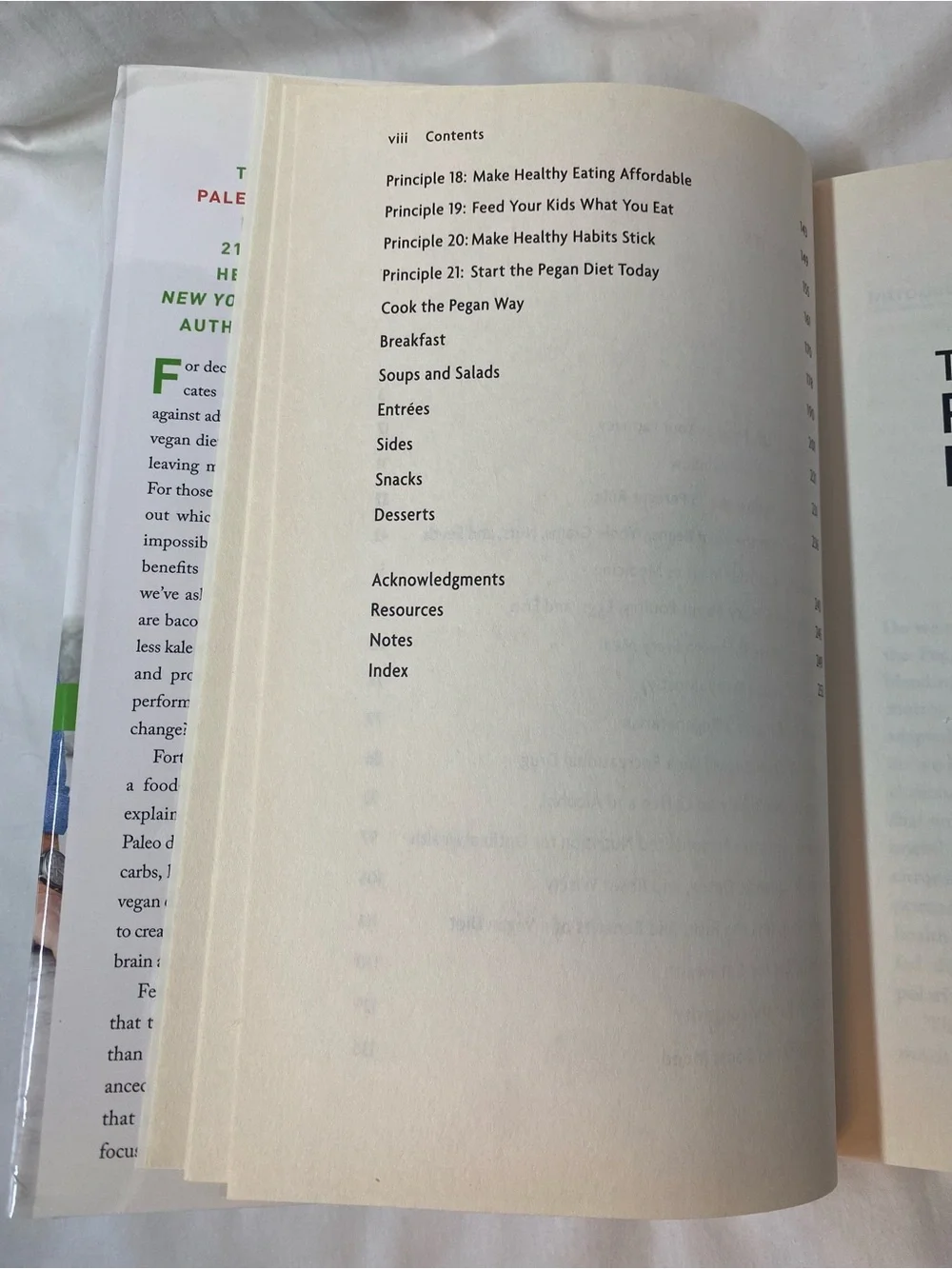 Beginners vegan, The Pegan diet hard copy by Mark Hyman MD 21 principles Paleo